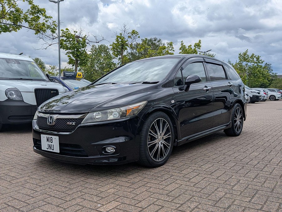 2019 Honda Stream photo 4