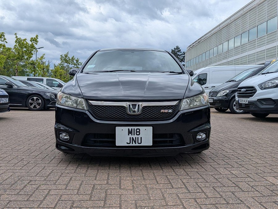 2019 Honda Stream photo 3