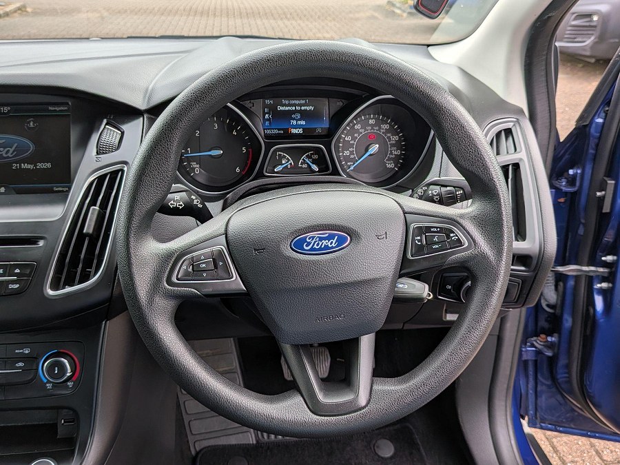 2016 Ford Focus photo 12
