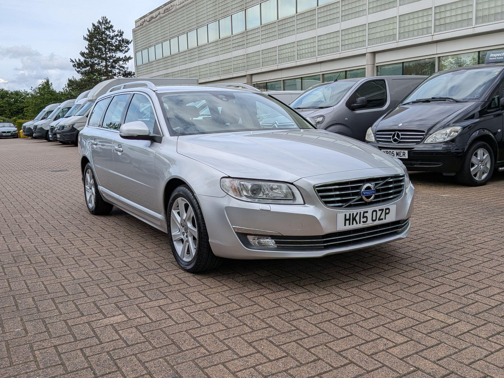 2015 Volvo V70 2.0 D4 SE Lux Geartronic Euro 6 (s/s) 5dr for sale at Amin Motors Garage LTD