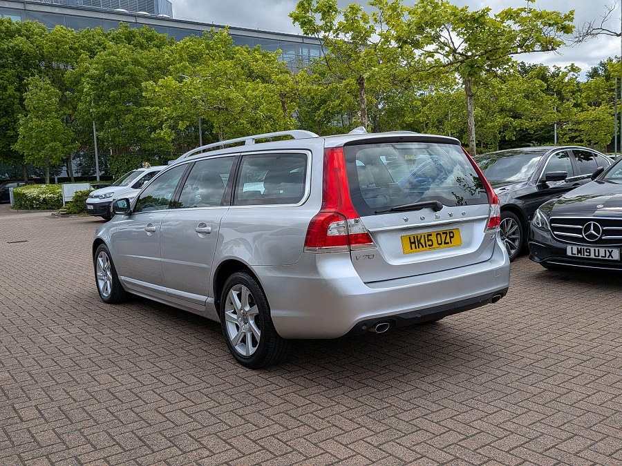 2015 Volvo V70 photo 4