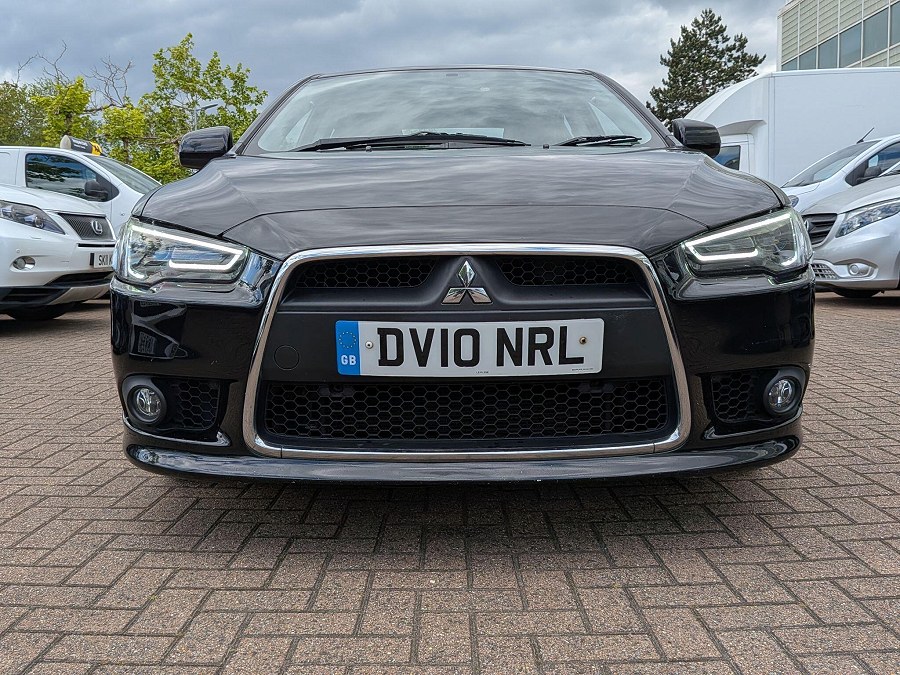 2010 Mitsubishi Lancer photo 4