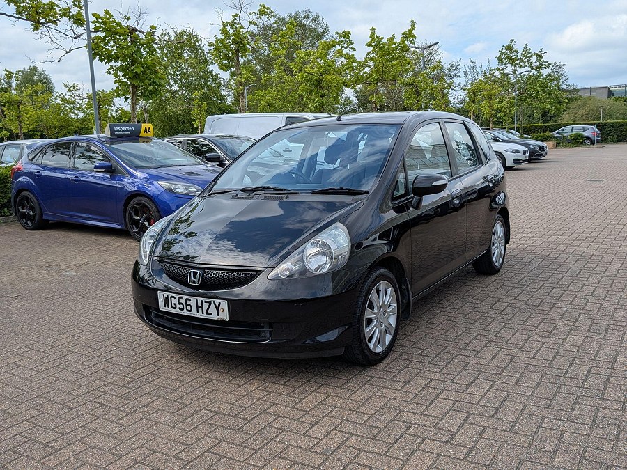 2006 Honda Jazz photo 3