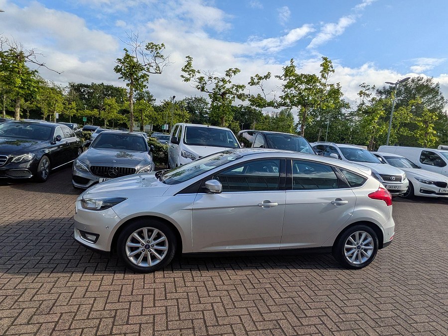 2015 Ford Focus photo 6
