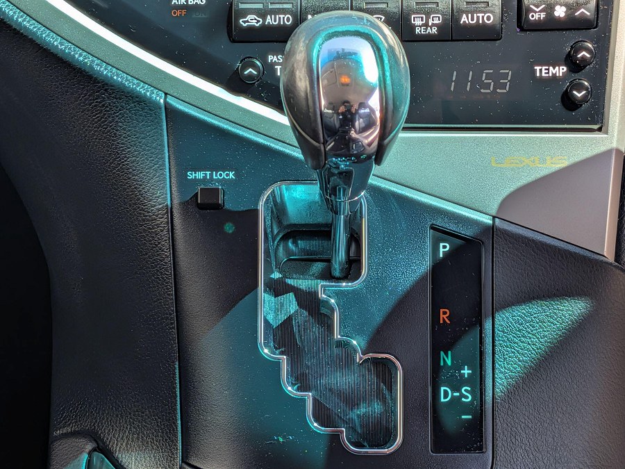 2011 Lexus RX photo 4