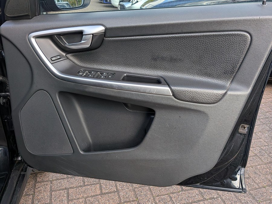2011 Volvo XC60 photo 10
