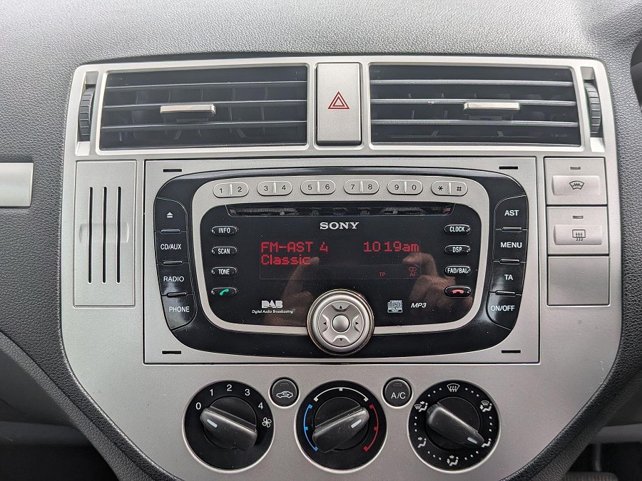 2009 Ford C-Max photo 14