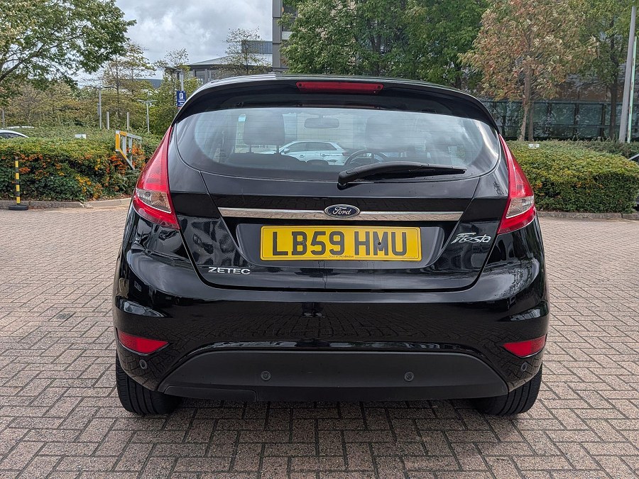 2009 Ford Fiesta photo 9