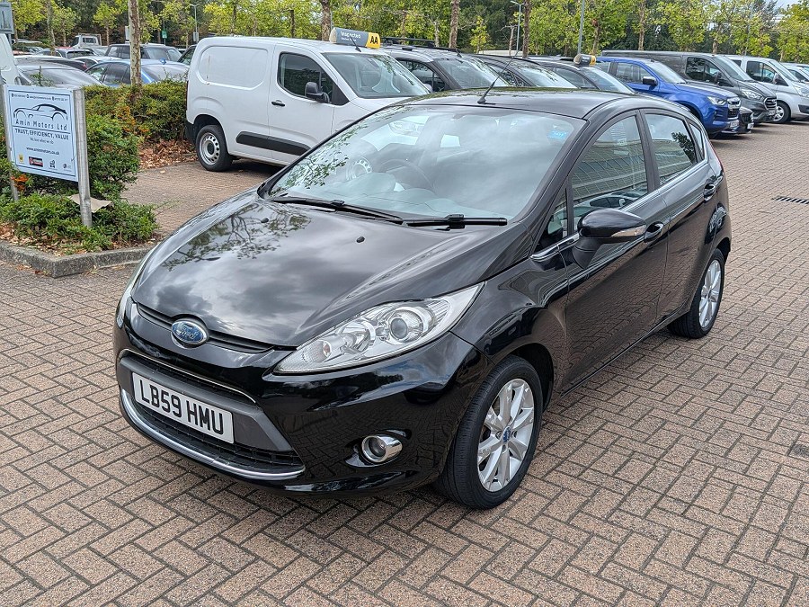 2009 Ford Fiesta photo 7
