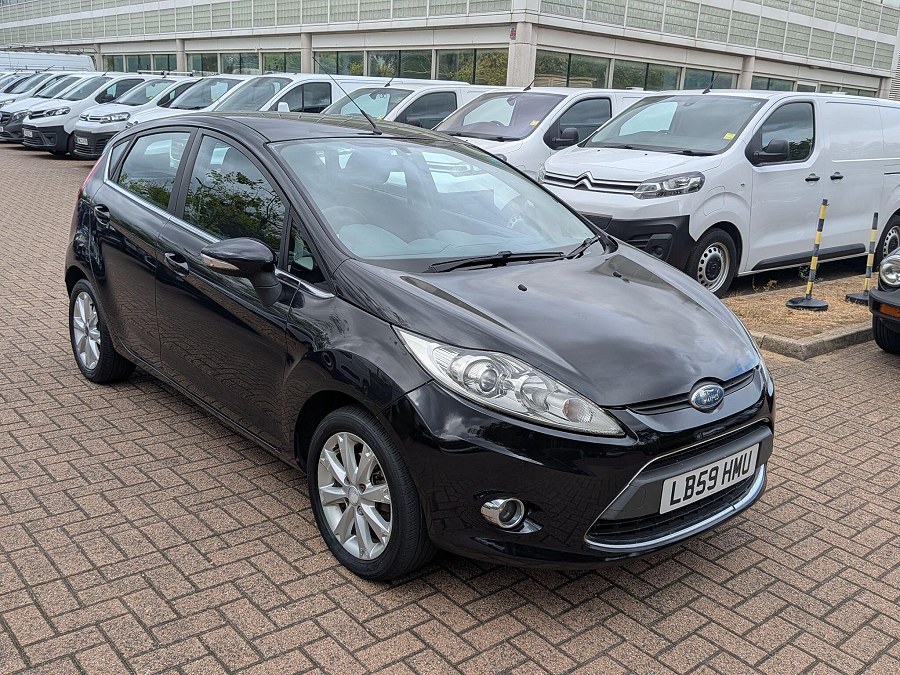 2009 Ford Fiesta photo 5