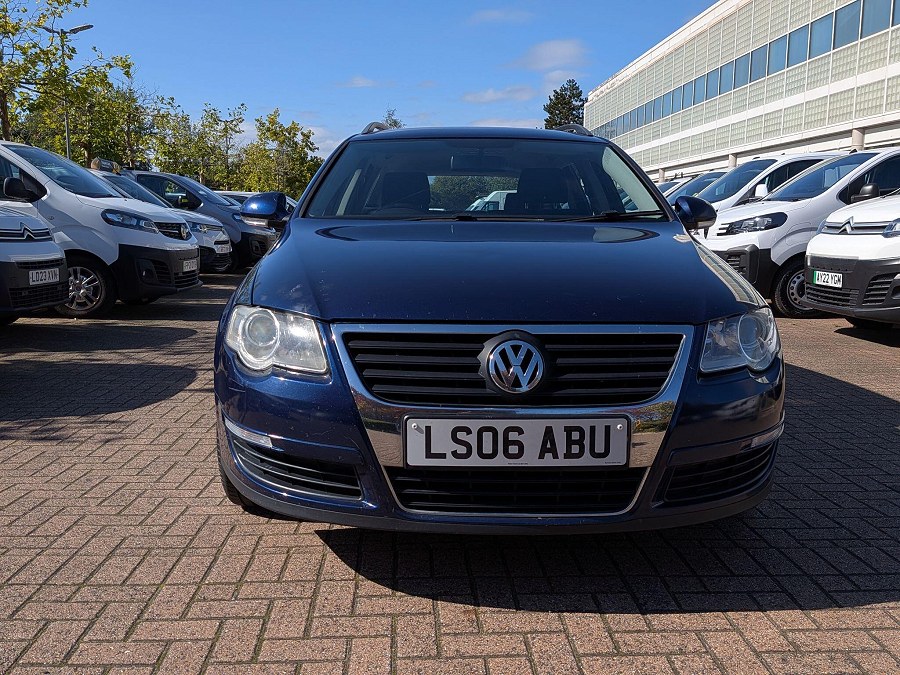 2006 Volkswagen Passat photo 2