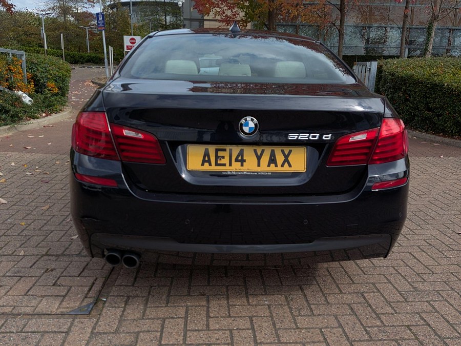 2014 BMW 5 Series photo 8