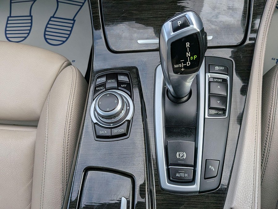2014 BMW 5 Series photo 11