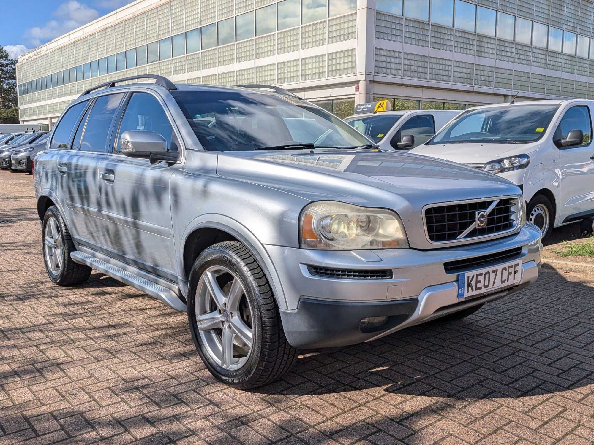 2007 Volvo XC90 2.4 D5 SE Geartronic AWD 5dr for sale at Amin Motors Garage LTD