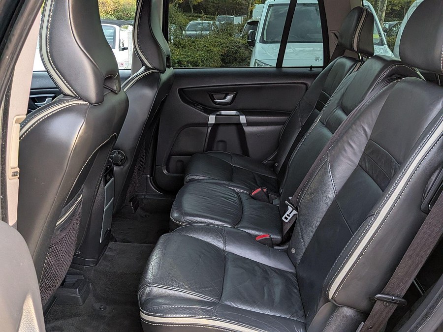 2010 Volvo XC90 photo 10