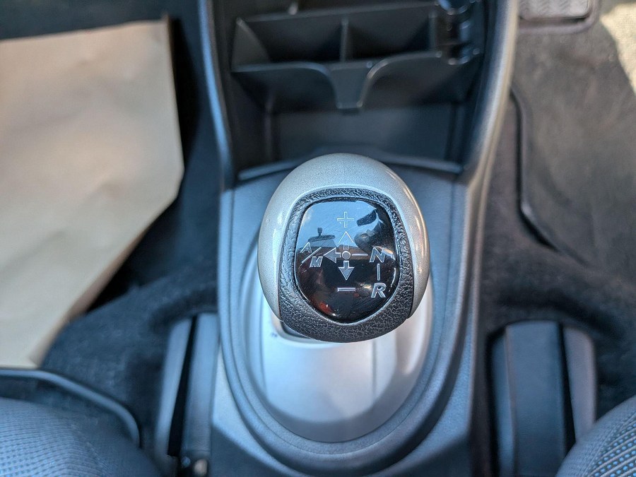2009 Honda Jazz photo 11