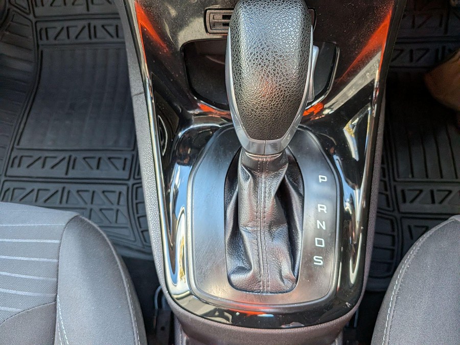 2014 Ford Fiesta photo 9