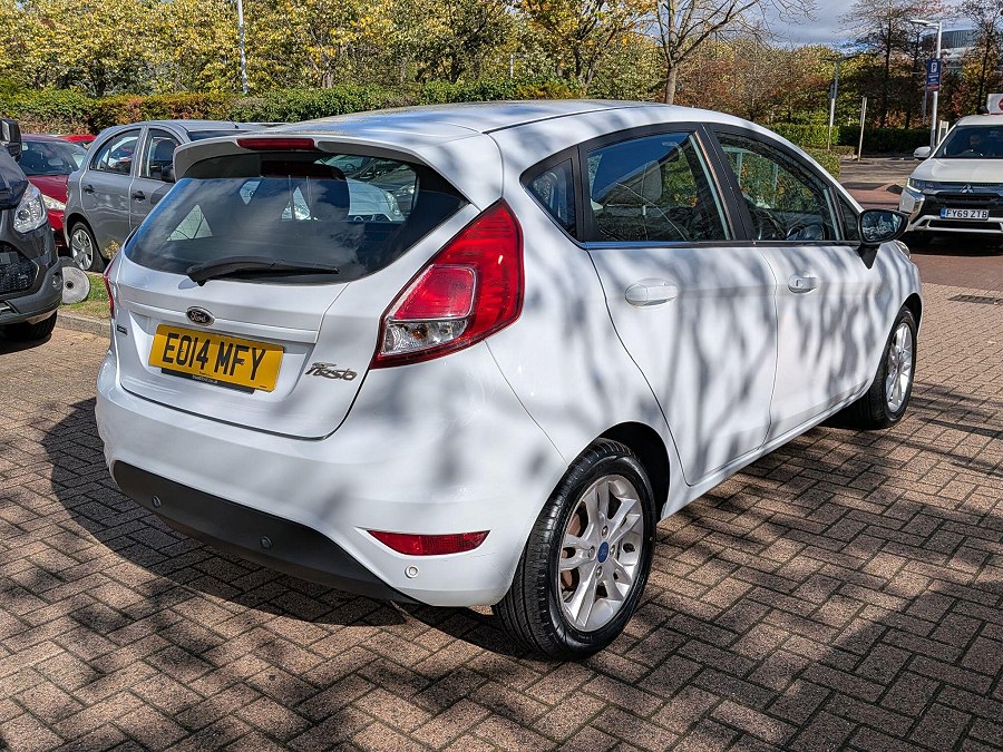 2014 Ford Fiesta photo 8