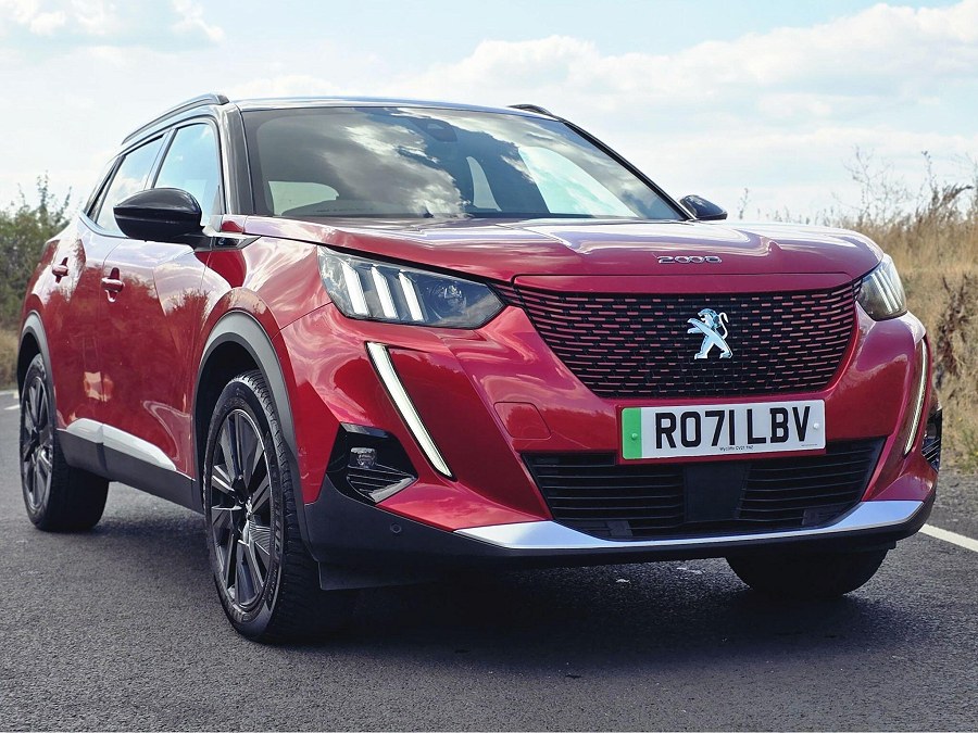2021 Peugeot E-2008 photo 4