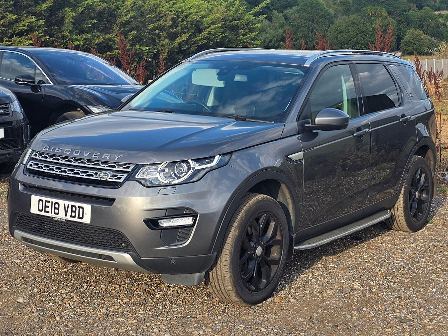 2018 Land Rover Discovery Sport photo 3