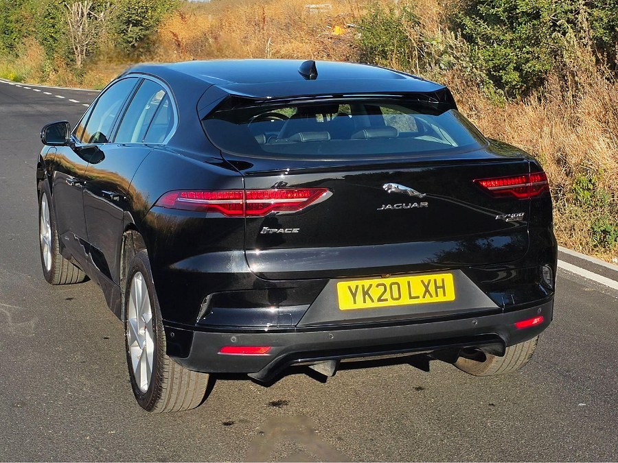 Jaguar I-PACE photo 2