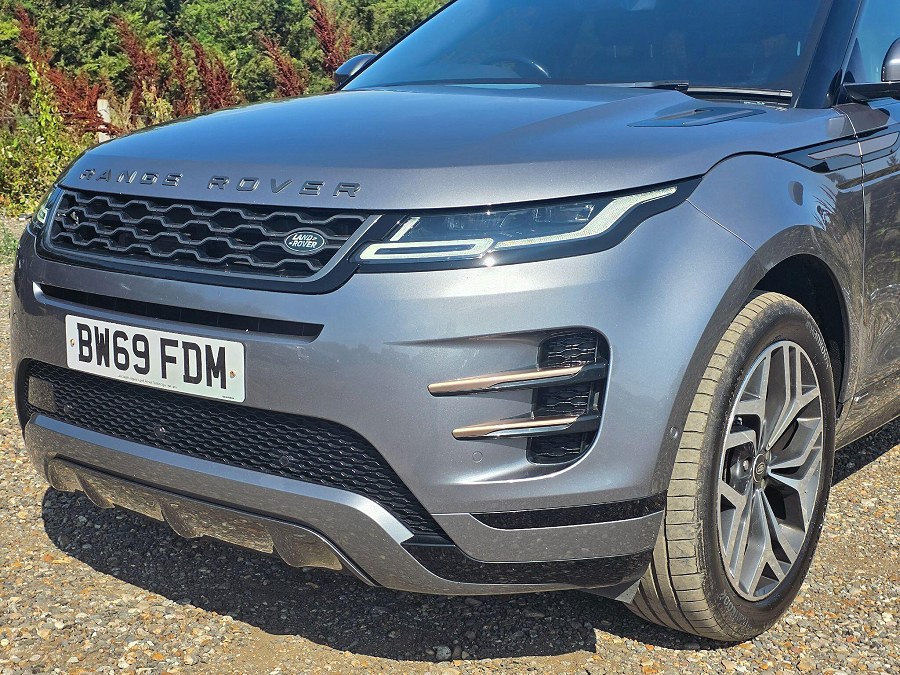 2020 Land Rover Range Rover Evoque photo 12