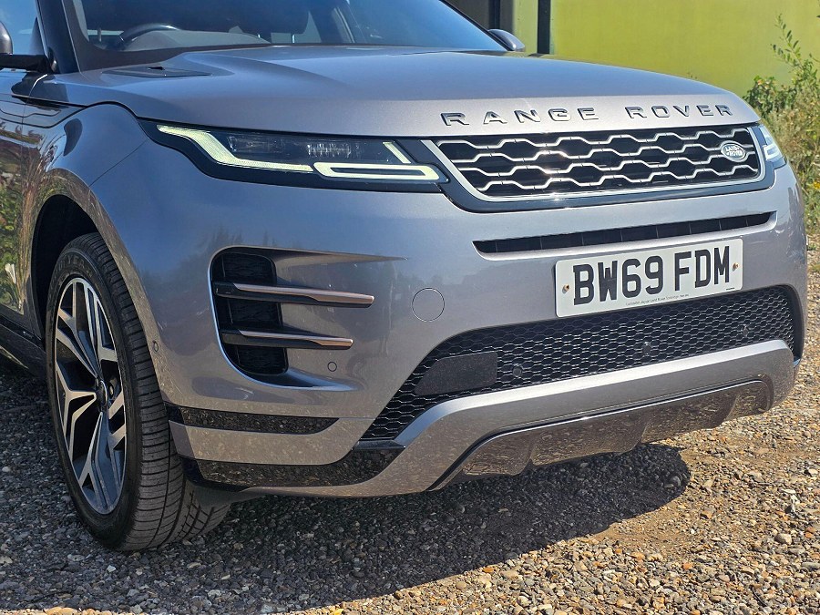 2020 Land Rover Range Rover Evoque photo 11