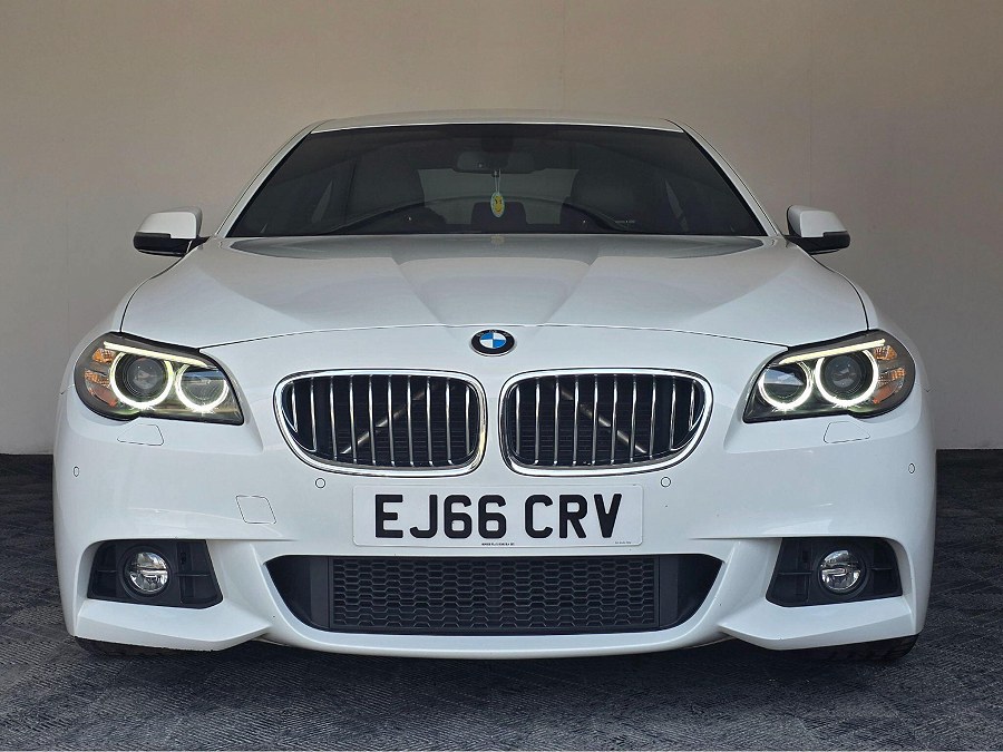 2016 BMW 5 Series photo 5