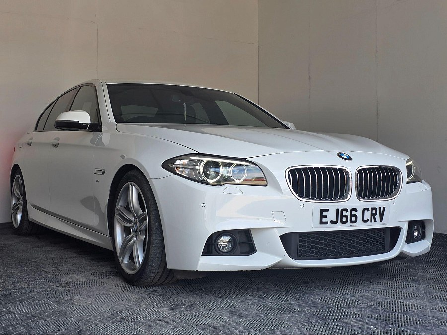 2016 BMW 5 Series photo 7