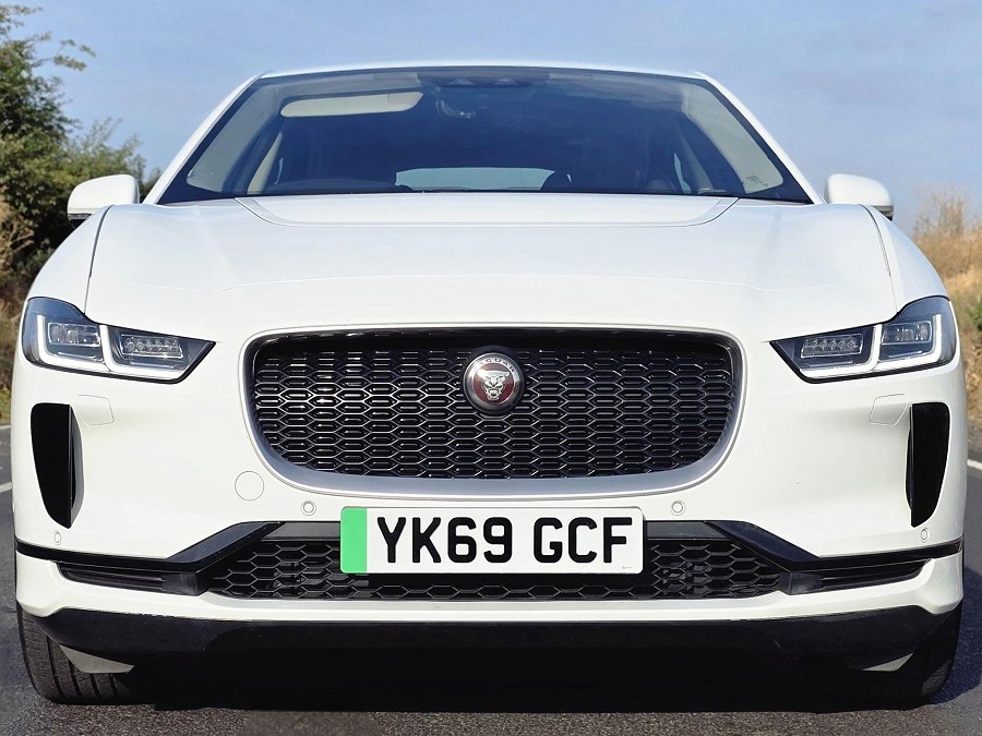 Jaguar I-PACE photo 2