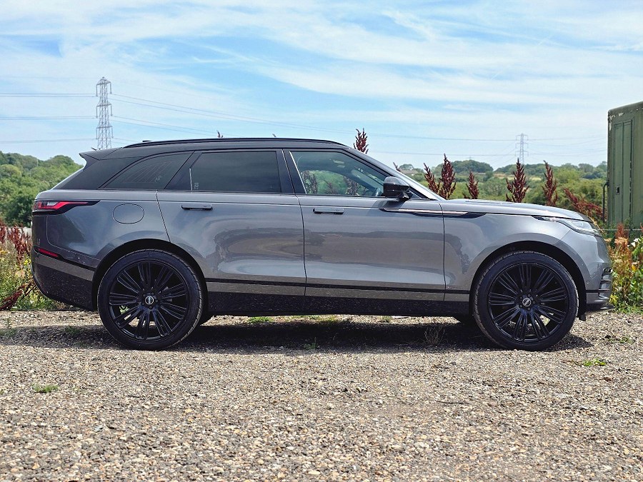 2018 Land Rover Range Rover Velar photo 9