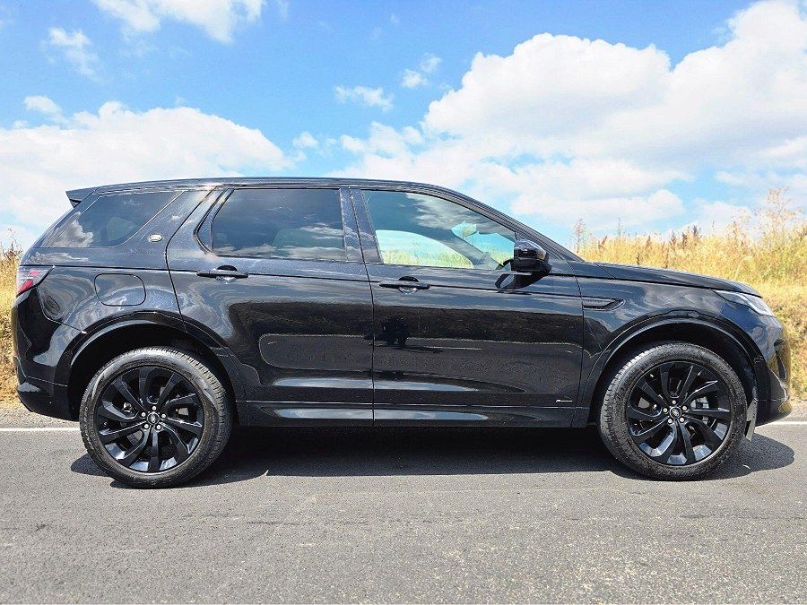 2020 Land Rover Discovery Sport photo 13