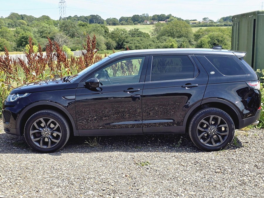 2019 Land Rover Discovery Sport photo 10