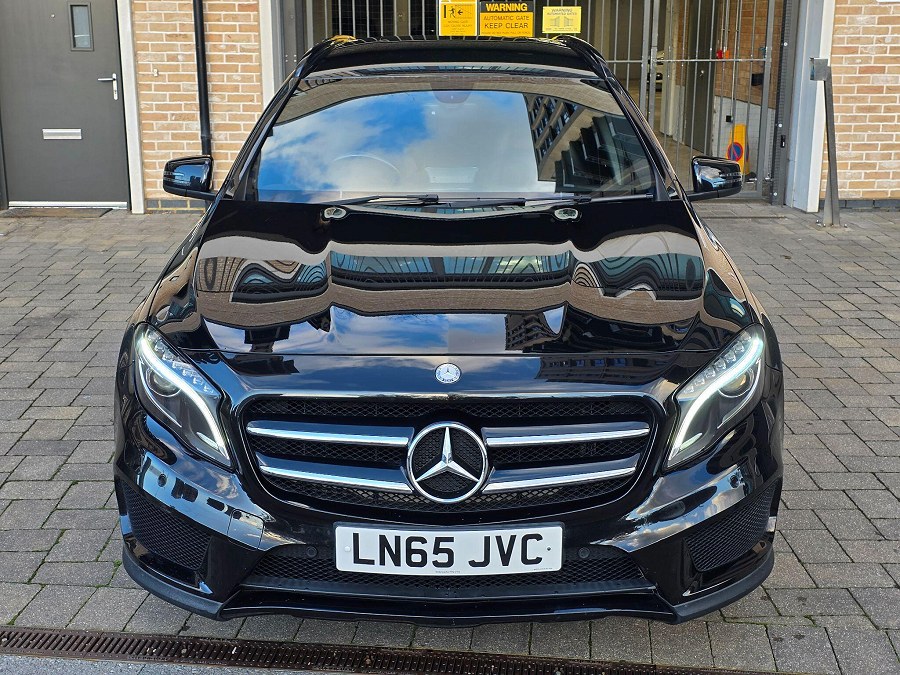 2015 Mercedes-Benz GLA photo 5