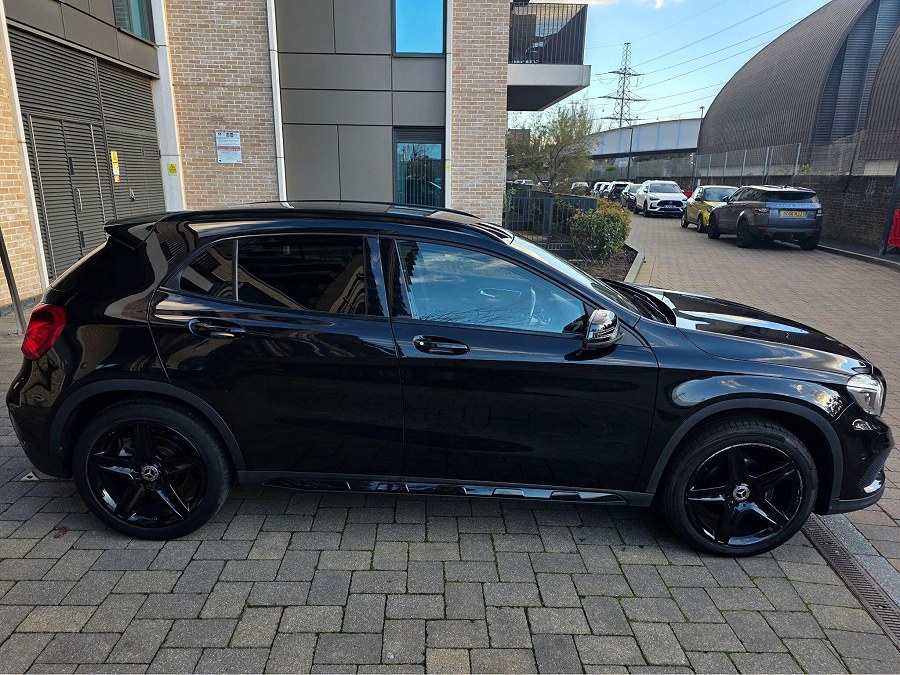 2015 Mercedes-Benz GLA photo 7