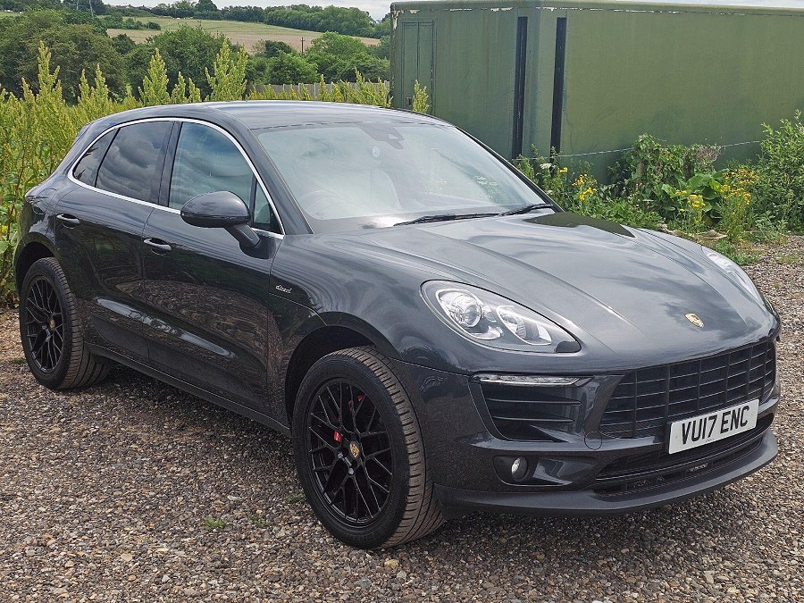 2017 Porsche Macan photo 8