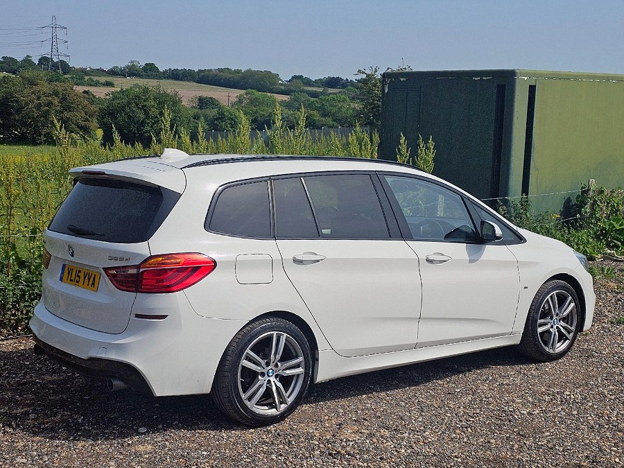 2015 BMW 2 Series Gran Tourer photo 13