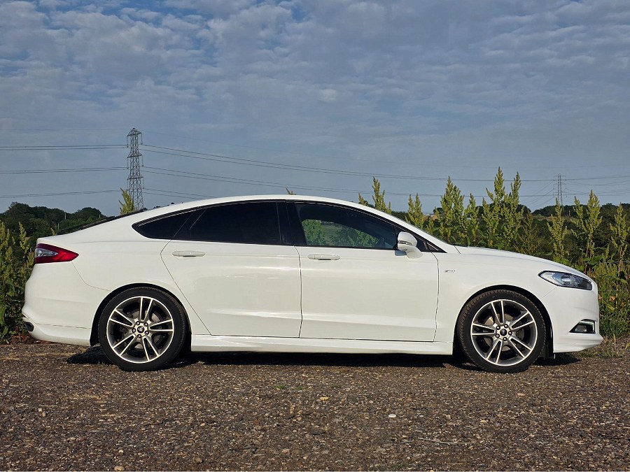 2019 Ford Mondeo photo 10