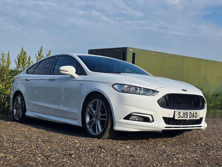 2019 Ford Mondeo photo 8