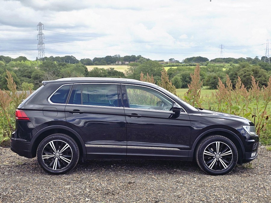 2017 Volkswagen Tiguan photo 9