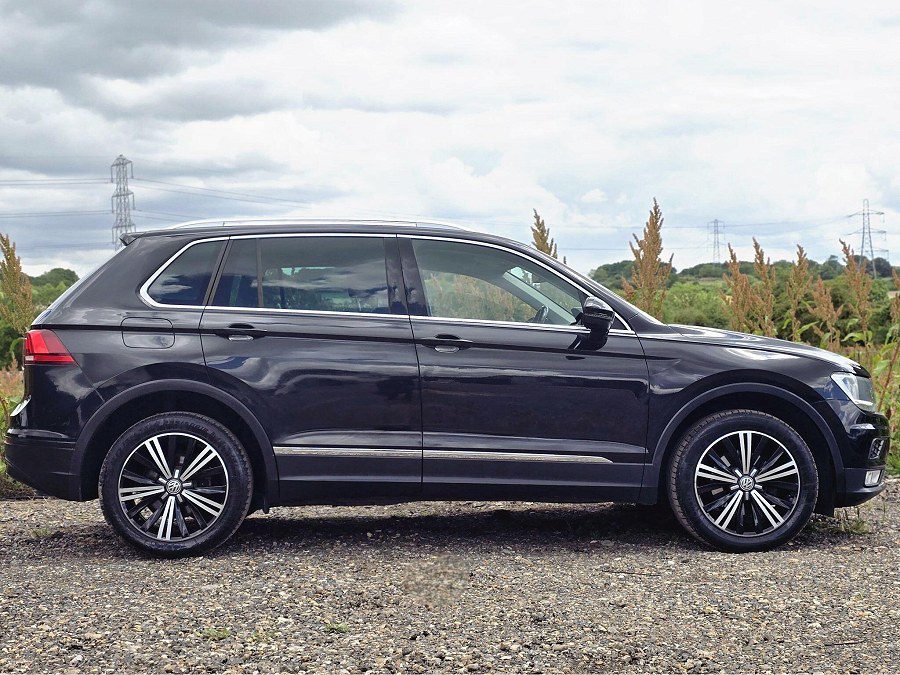 2017 Volkswagen Tiguan photo 8