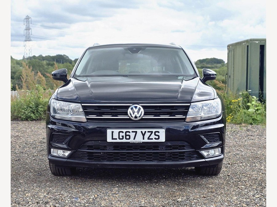 2017 Volkswagen Tiguan photo 3