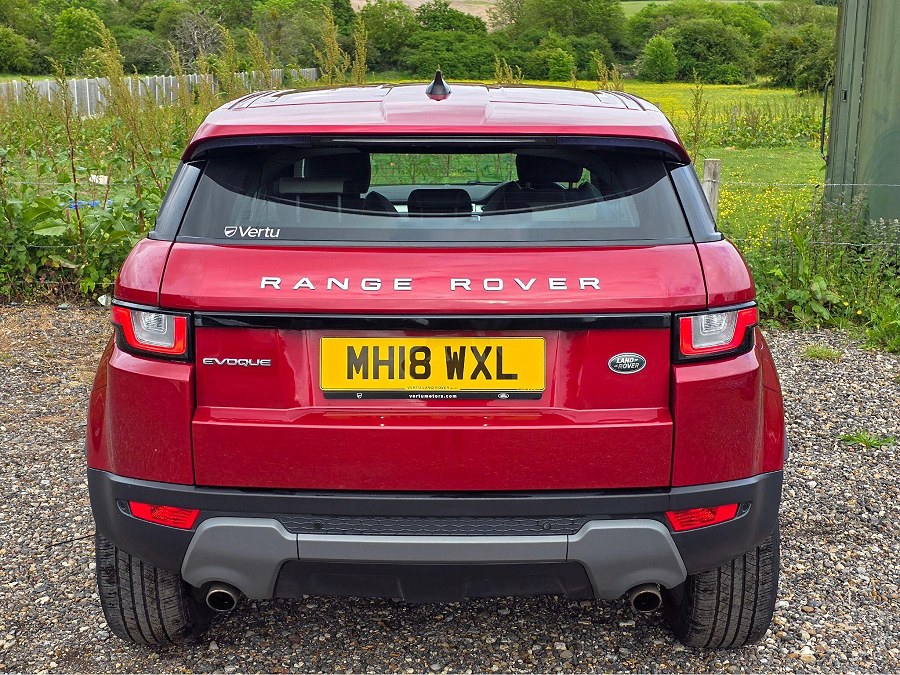 2018 Land Rover Range Rover Evoque photo 14