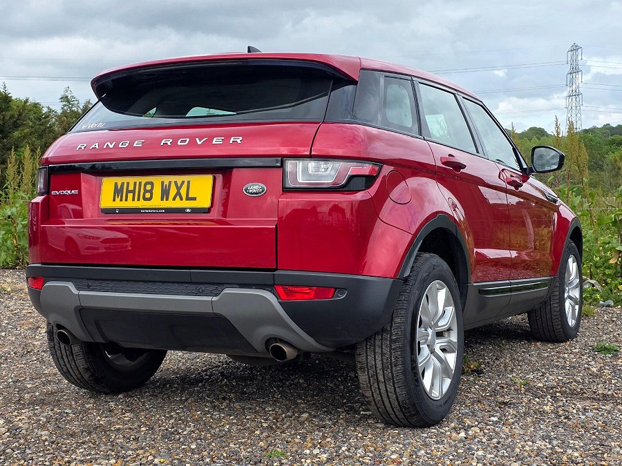 2018 Land Rover Range Rover Evoque photo 13