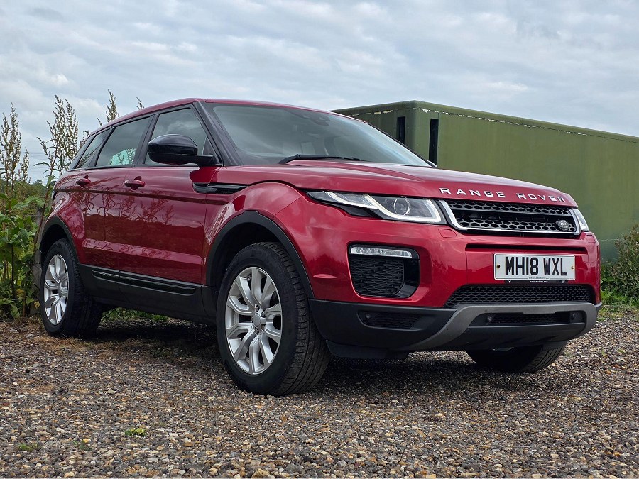 2018 Land Rover Range Rover Evoque photo 9