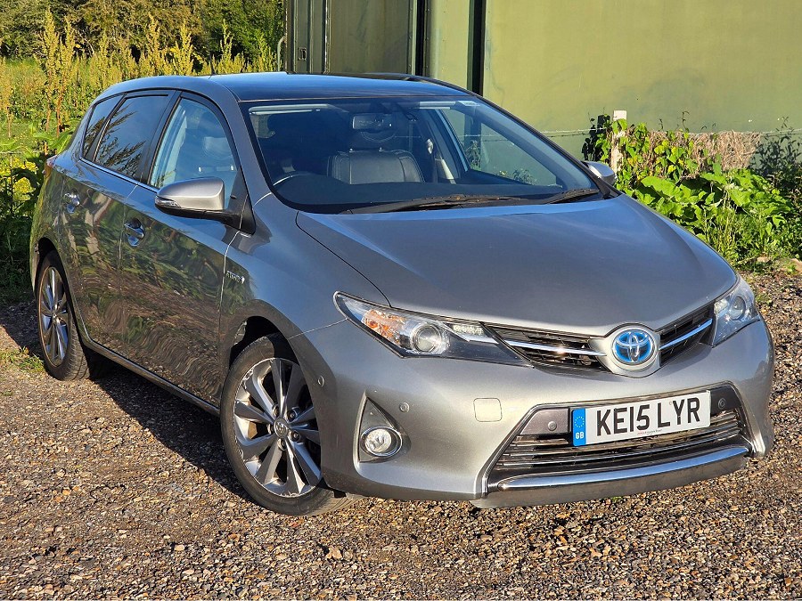 2015 Toyota Auris photo 10