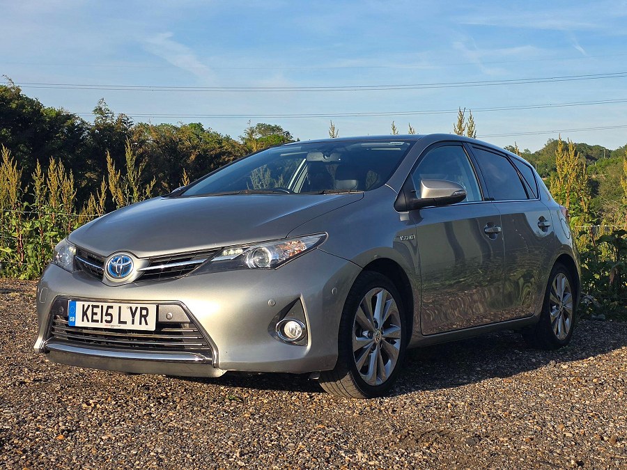 2015 Toyota Auris photo 5