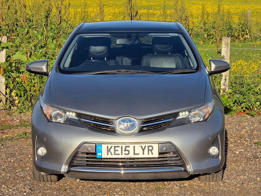 2015 Toyota Auris photo 6