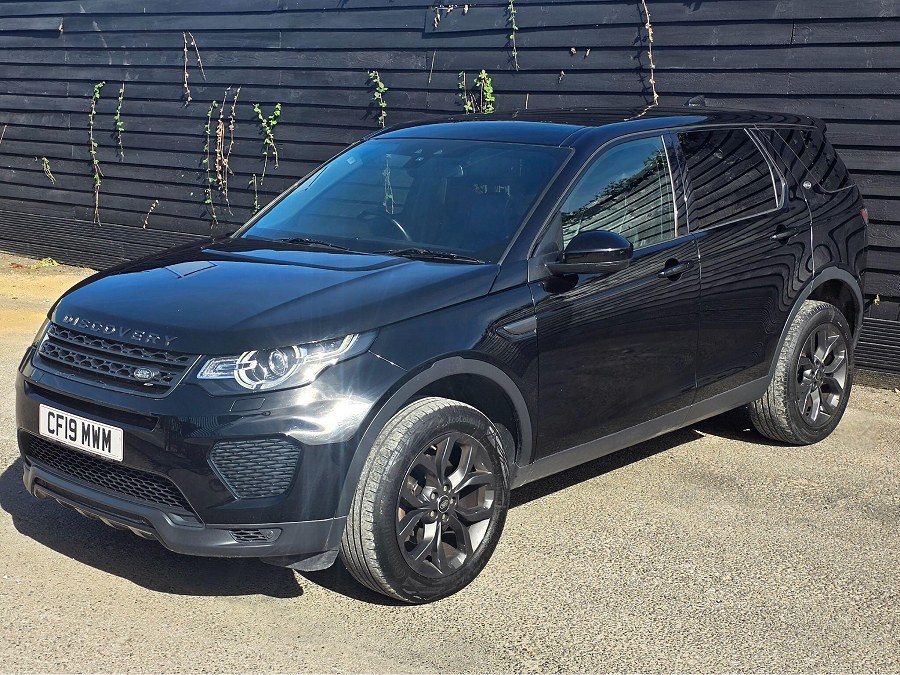2019 Land Rover Discovery Sport photo 4