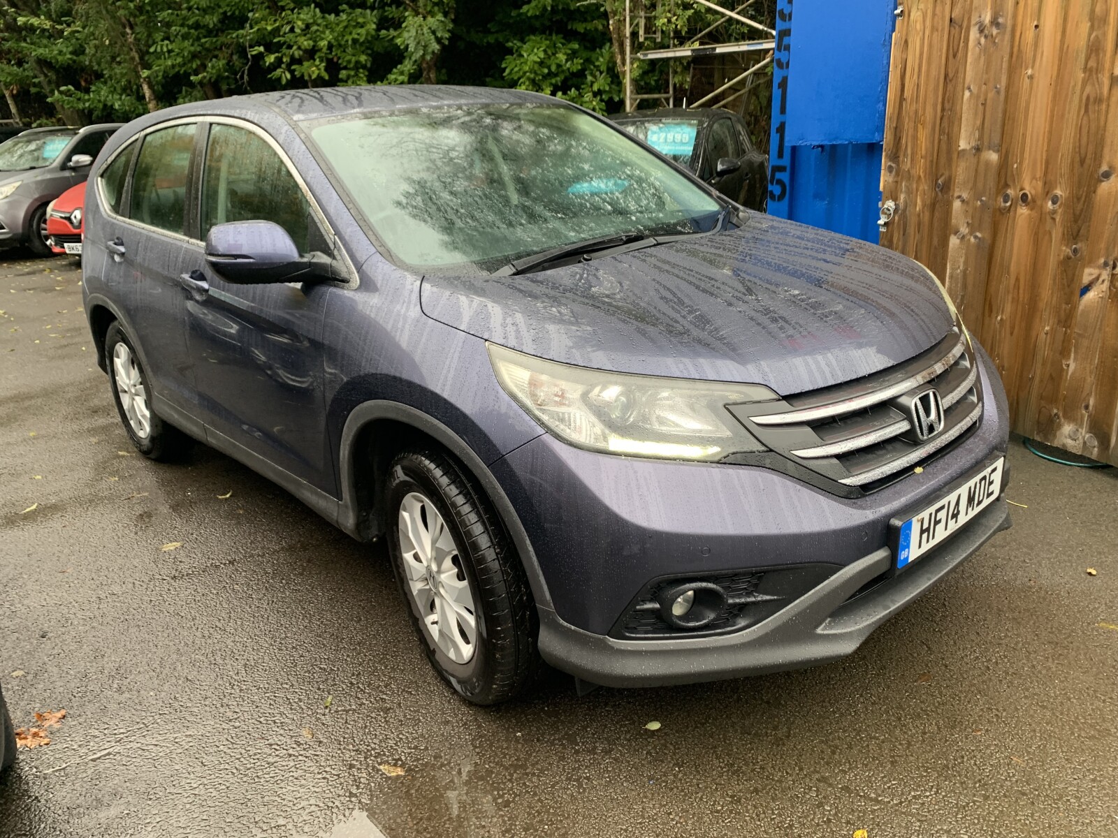 Honda CR-V photo 2